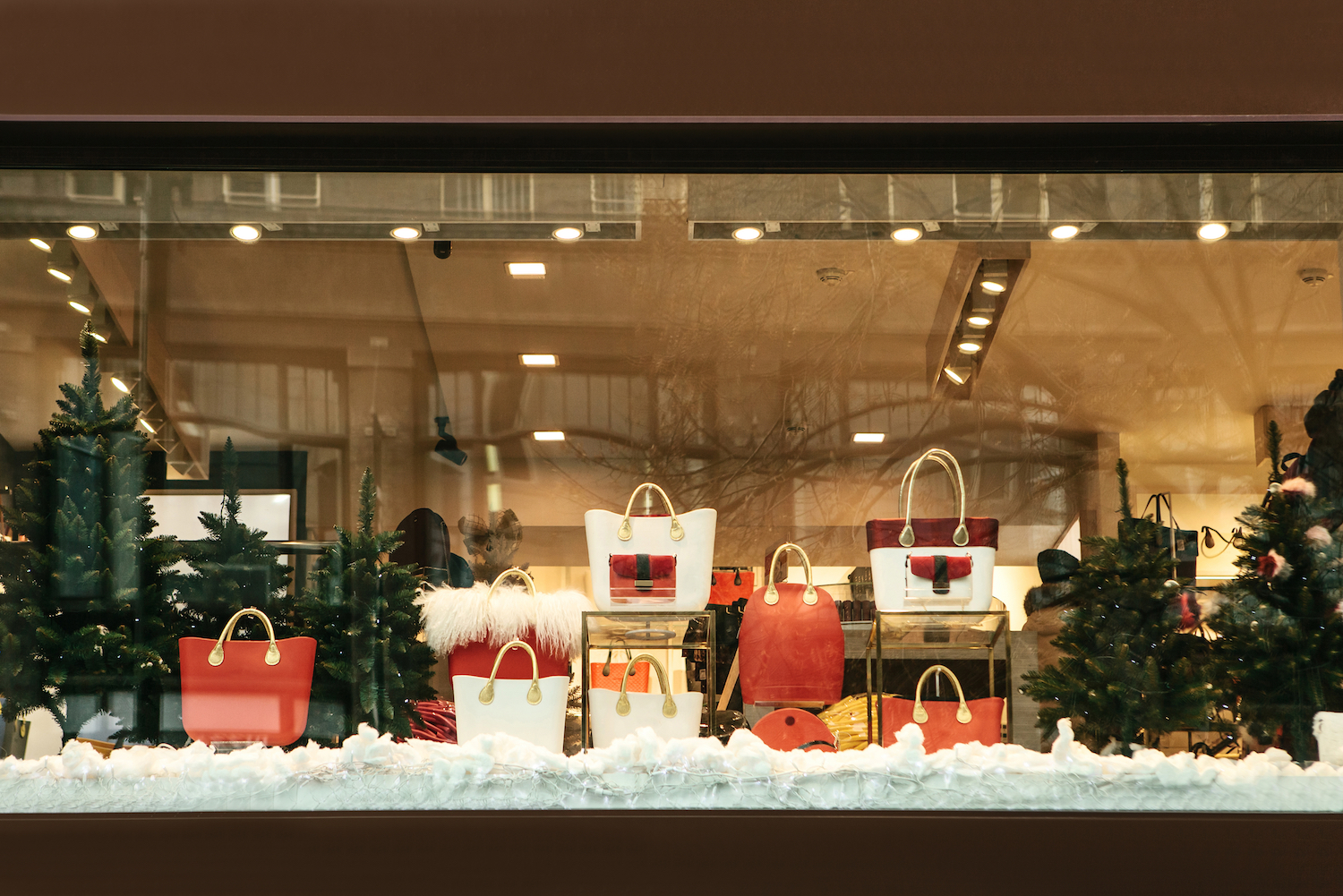 Provide a Personalized Shopping Experiences this Holiday Season